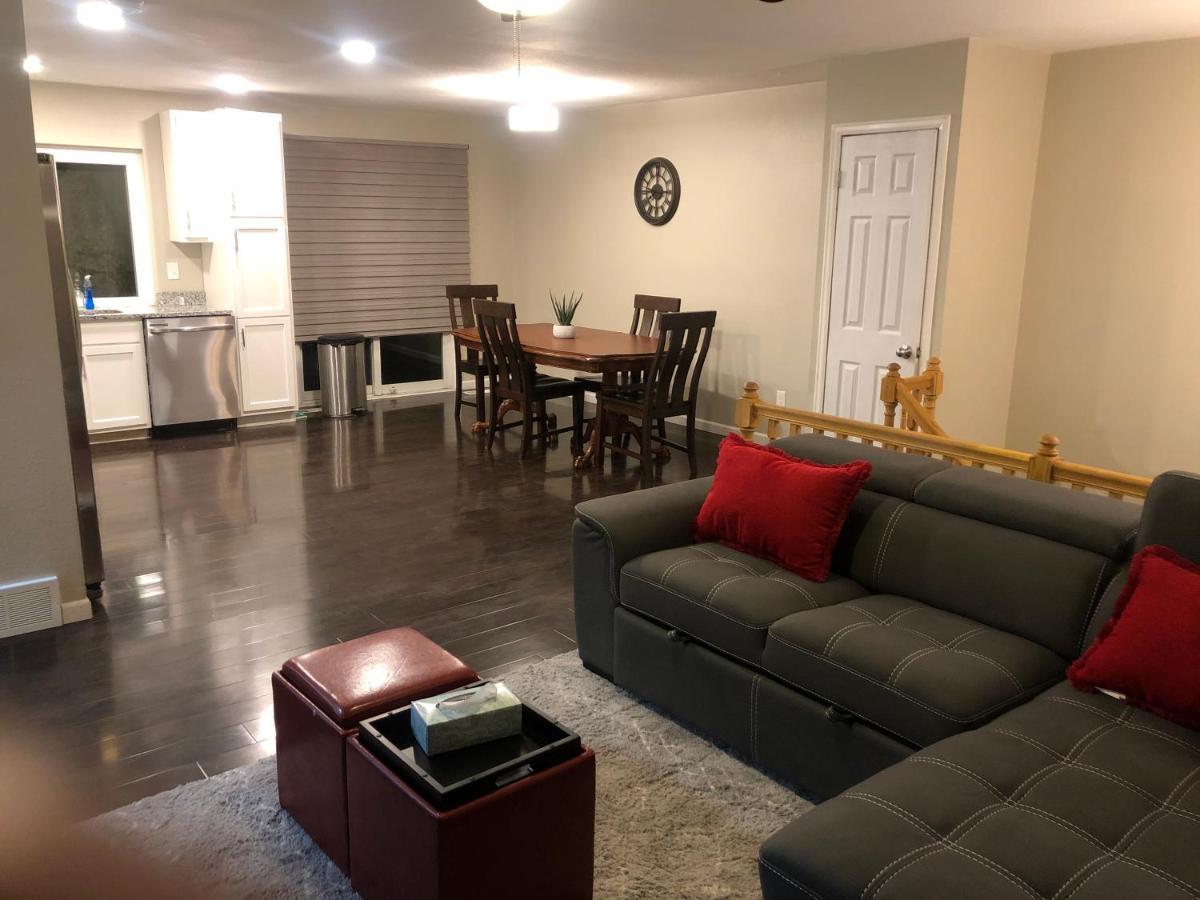 Milehi Vacation Home Pet Friendly Aurora Exterior foto